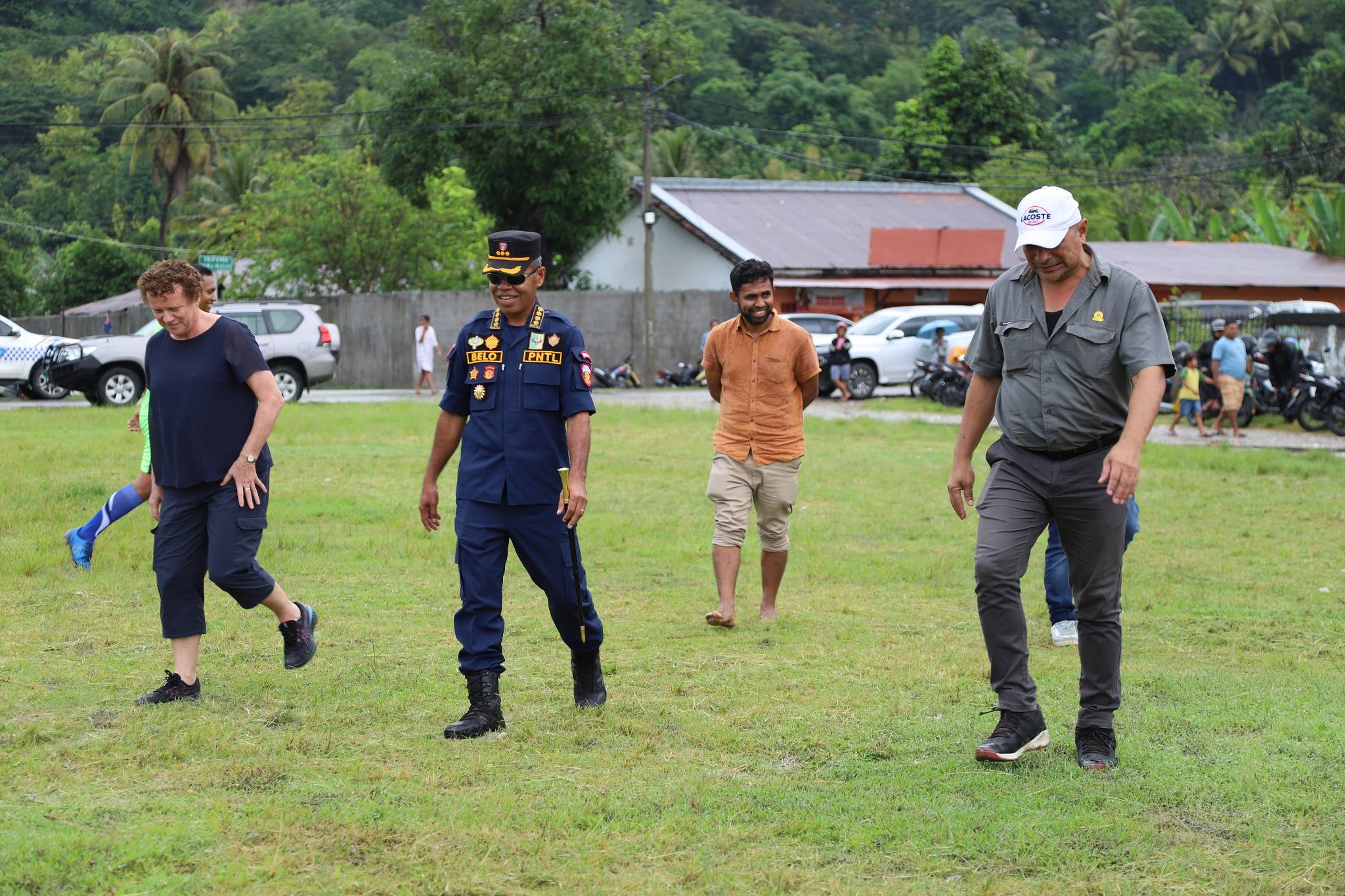 https://viqueque.gov.tl/pt/uncategorized/autoridade-munisipiu-viqueque-halo-abertura-ba-jogo-futebol-entre-funsionarios-autoridade-munisipiu-hodi-komemora-loron-restaurasaun-independensia-tl-ba-dala-24/